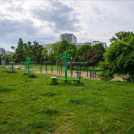 Apartment Studio - City View, Parks Nearby By Rentujemy