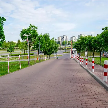 Studio - City View, Parks Nearby By Rentujemy Apartment *