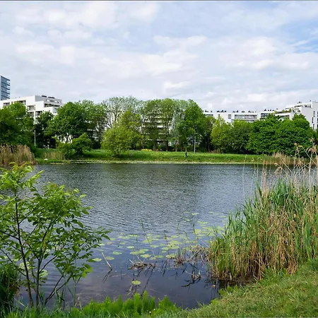 Apartment Studio - City View, Parks Nearby By Rentujemy